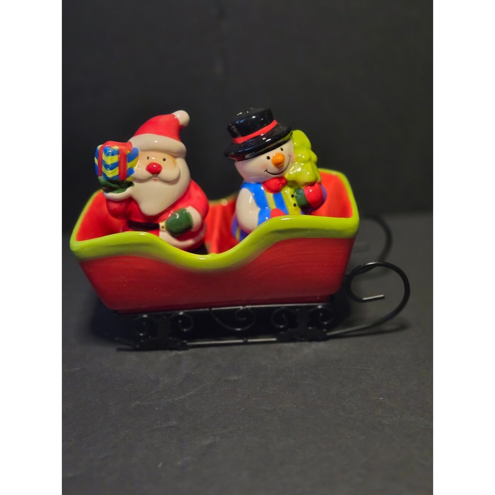 Unbranded Salt Pepper Shakers Unisex OS Red Excellent Santa Snowman Sleigh Set